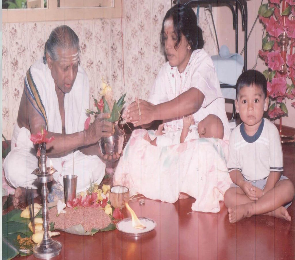 பிறப்புடன் தொடர்புடைய நம்பிக்கைகள்