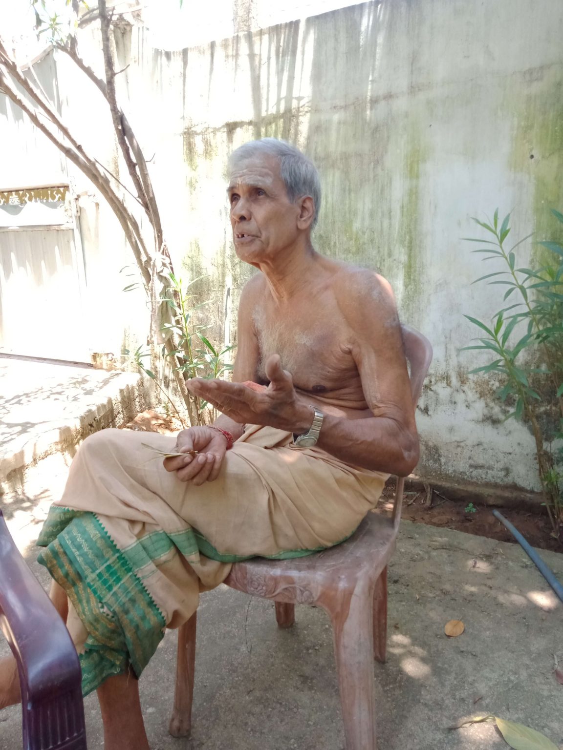 பௌராணிகர் வைரமுத்து சிவநேசன்.